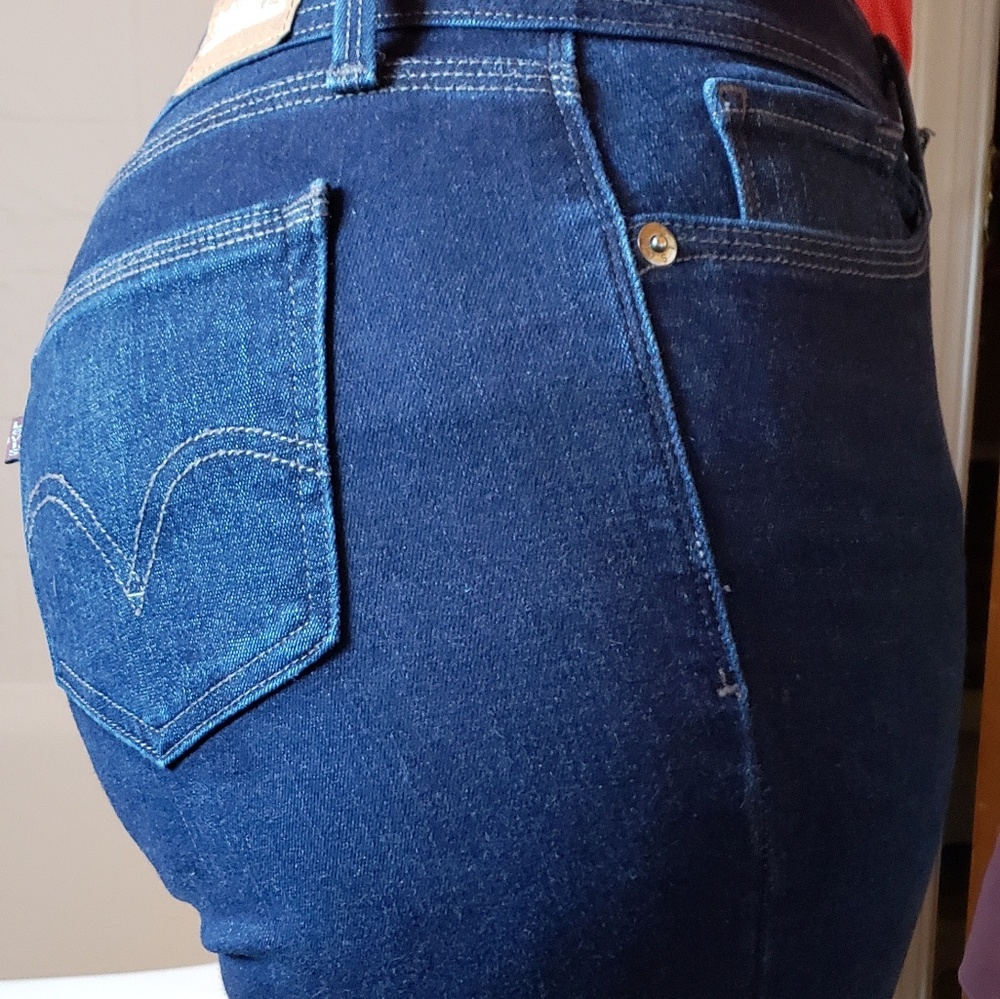 Levi's 529 Curvy Bootcut Jeans